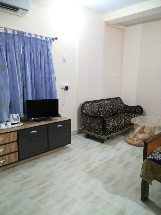 Kollolini Kolkata Bed & Breakfast Exterior foto